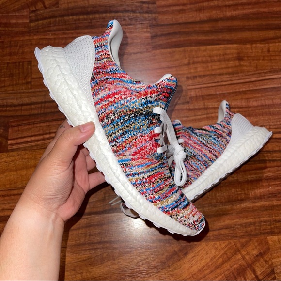 Ultraboost x Missoni - Picture 1 of 11